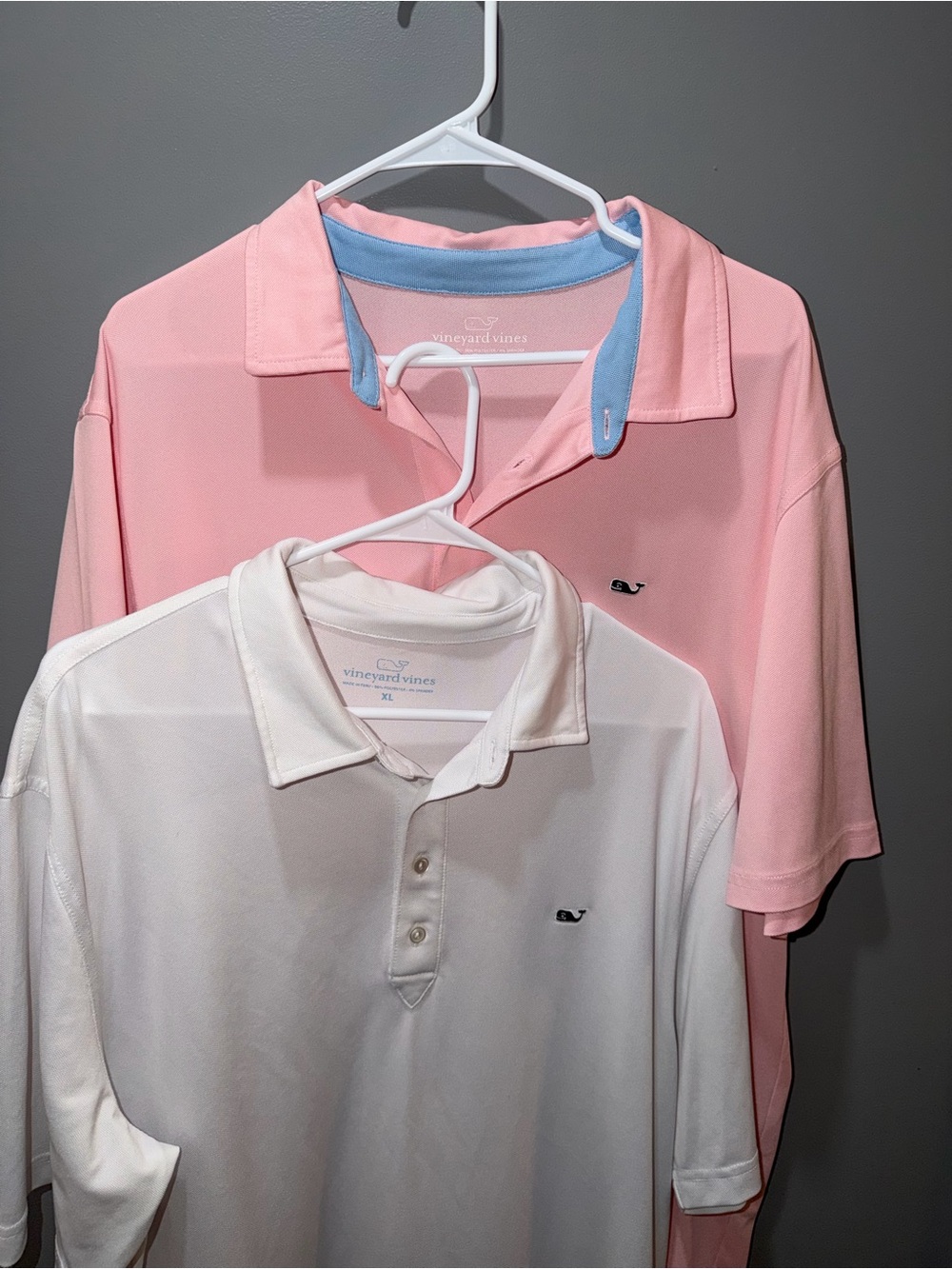 Vineyard Vines Pair of Men’s Polo Shirt - Pink and White